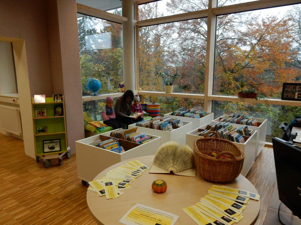 Innenansicht Bibliothek Kronstorf