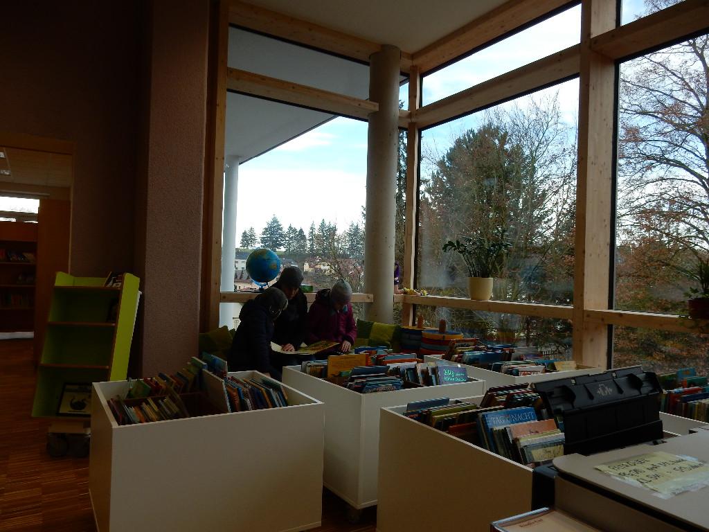 Innenansicht Bibliothek Kronstorf